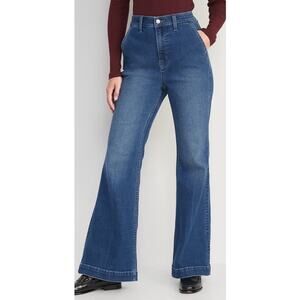 Old navy Kiera Blue extra high rise flare trouser 360’ stretch jeans, size 12